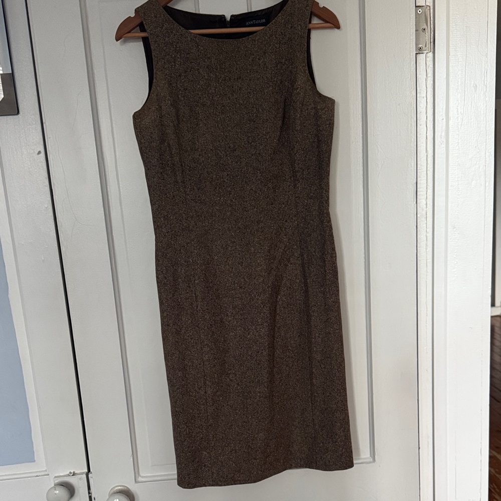 Ann Taylor Taupe Sleeveless Midi Dress